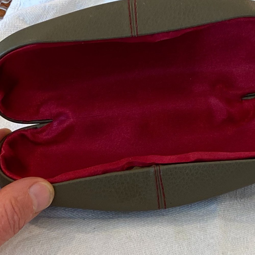 Morganthal Frederick eyeglass case